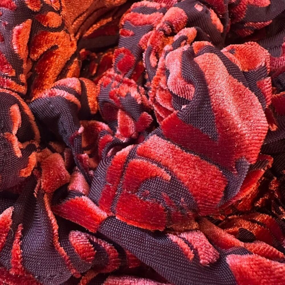 Free People Red Velvet Peasant Top Sz M Boho Whimsigoth Blouse Puff Sleeve Indie - Picture 5 of 9
